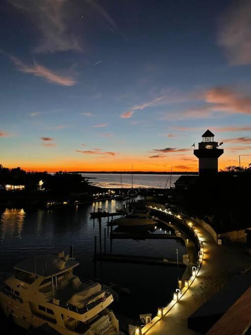New Pics! Harbour Town 3Br/3Ba - Pool Access - Book Now Villa Hilton Head Island Exterior photo